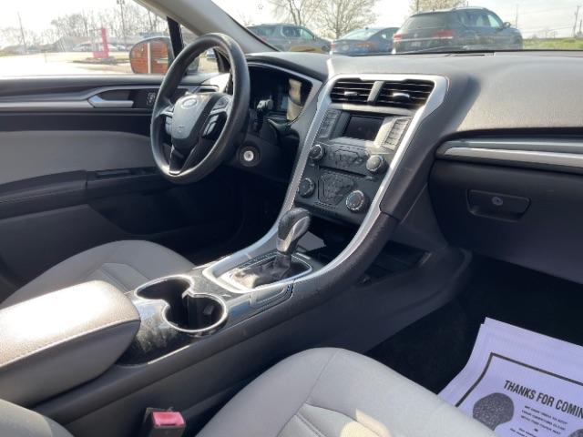 2014 Sterling Gray Ford Fusion S (1FA6P0G77E5) with an 2.5L L4 DOHC 16V engine, located at 401 Woodman Dr, Riverside, OH, 45431, (937) 908-9800, 39.760899, -84.123421 - Photo #16