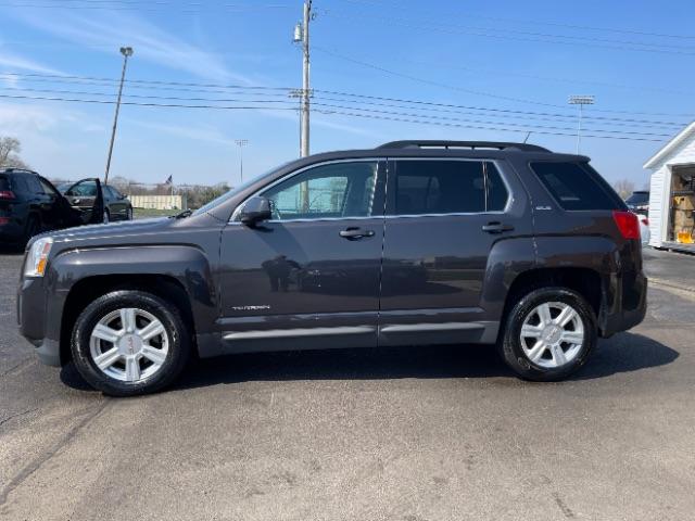2015 Iridium Metallic GMC Terrain SLE2 FWD (2GKALREK4F6) with an 2.4L L4 DOHC 16V engine, 6-Speed Automatic transmission, located at 1099 N County Rd 25A , Troy, OH, 45373, (937) 908-9800, 40.057079, -84.212883 - Photo #4