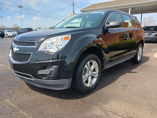 2011 Black Chevrolet Equinox LS 2WD (2GNALBEC5B1) with an 2.4L L4 DOHC 16V engine, 6-Speed Automatic transmission, located at 1230 East Main St, Xenia, OH, 45385, (937) 908-9800, 39.688026, -83.910172 - Photo #2