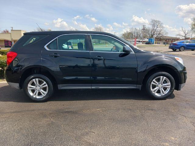2011 Black Chevrolet Equinox LS 2WD (2GNALBEC5B1) with an 2.4L L4 DOHC 16V engine, 6-Speed Automatic transmission, located at 1230 East Main St, Xenia, OH, 45385, (937) 908-9800, 39.688026, -83.910172 - Photo #6
