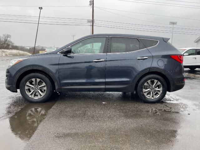 2016 Marlin Blue Hyundai Santa Fe Sport 2.4 AWD (5XYZTDLB9GG) with an 2.4L L4 DOHC 16V engine, 6-Speed Automatic transmission, located at 4508 South Dixie Dr, Moraine, OH, 45439, (937) 908-9800, 39.689976, -84.218452 - Photo #10