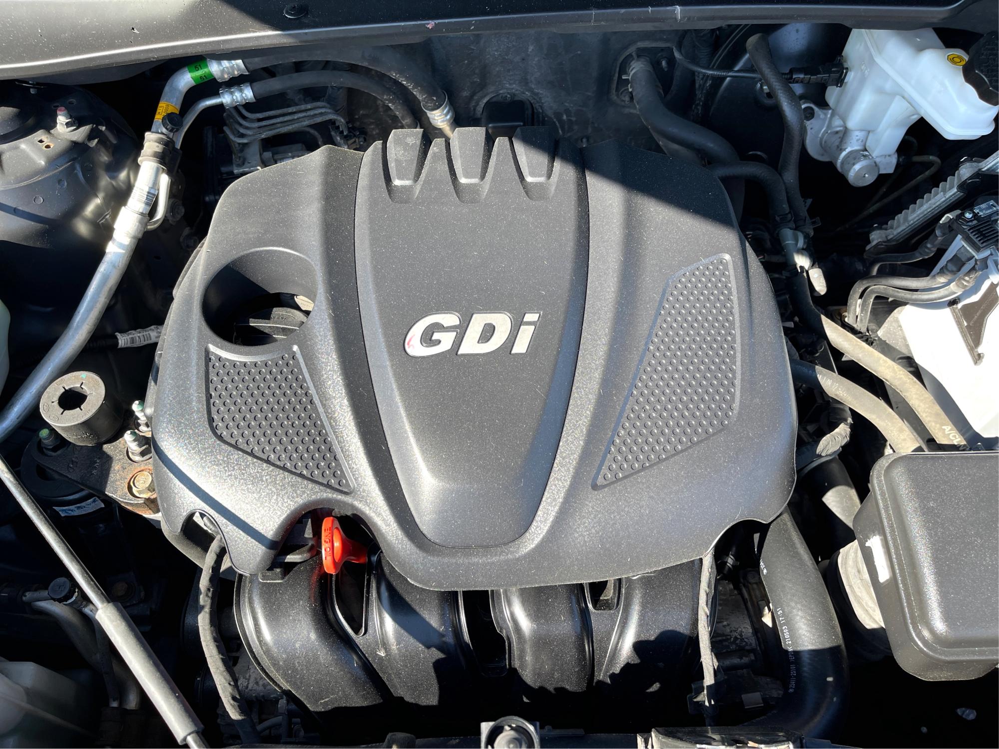 2015 Black Kia Sportage LX AWD (KNDPBCAC9F7) with an 2.4L V6 DOHC 24V engine, 6-Speed Automatic transmission, located at 880 E. National Road, Vandalia, OH, 45377, (937) 908-9800, 39.891918, -84.183594 - Photo #21