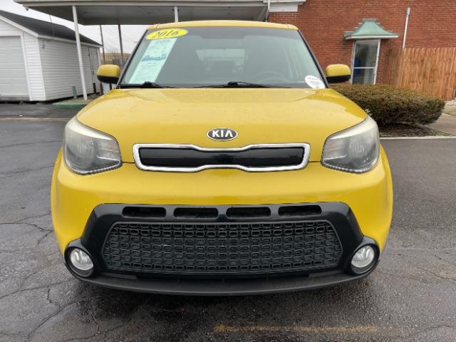 2016 Solar Yellow Kia Soul + (KNDJP3A51G7) with an 2.0L L4 DOHC 16V engine, 6-Speed Automatic transmission, located at 401 Woodman Dr, Riverside, OH, 45431, (937) 908-9800, 39.760899, -84.123421 - Photo #10