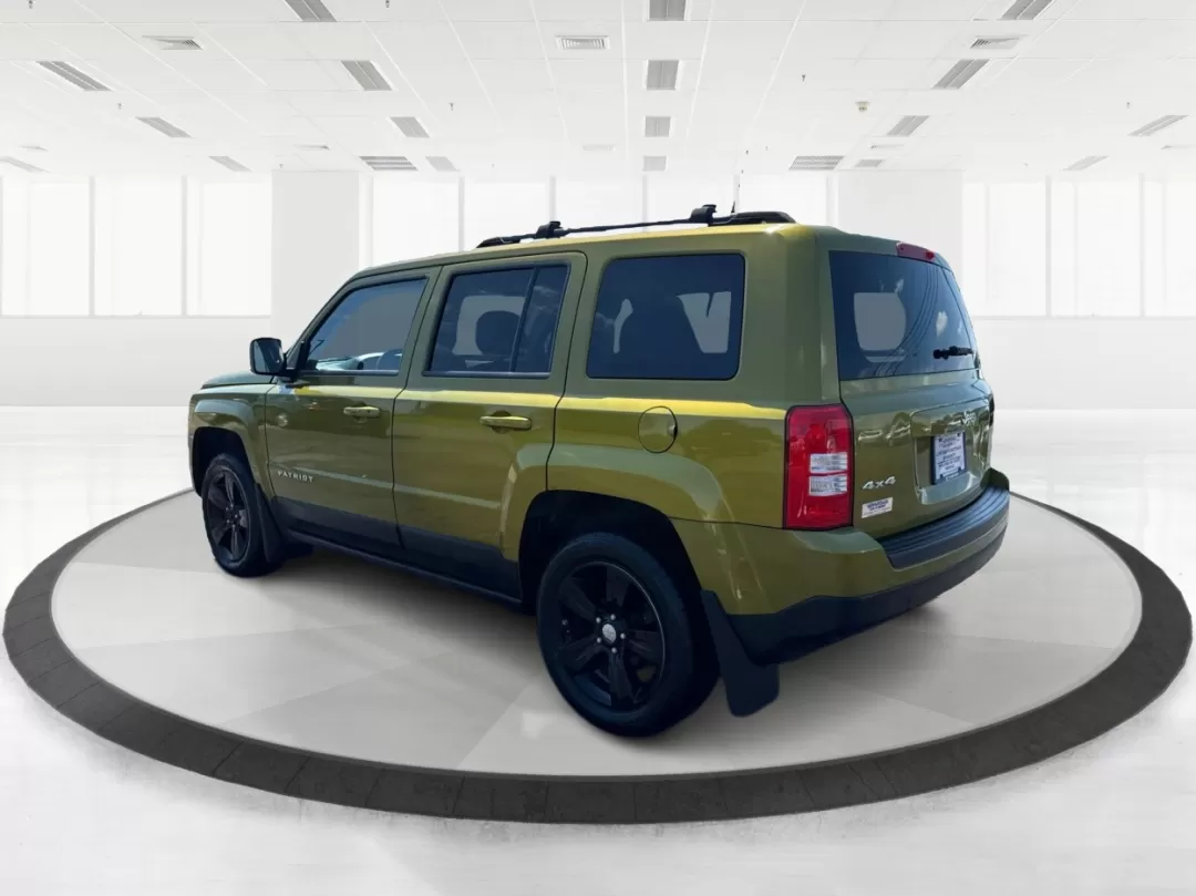 2012 Rescue Green Metallic Jeep Patriot Latitude 4WD (1C4NJRFB8CD) with an 2.4L L4 DOHC 16V engine, located at 1951 S Dayton Lakeview Rd., New Carlisle, OH, 45344, (937) 908-9800, 39.890999, -84.050255 - Photo#4