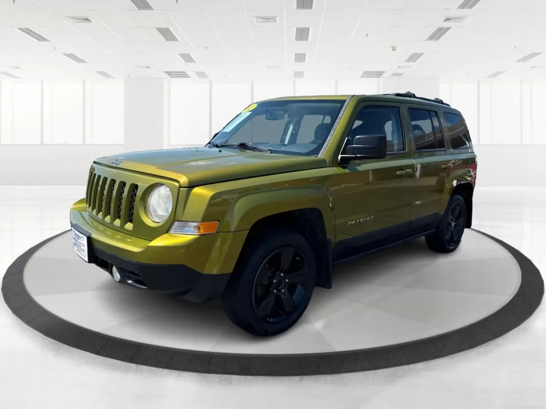 2012 Rescue Green Metallic Jeep Patriot Latitude 4WD (1C4NJRFB8CD) with an 2.4L L4 DOHC 16V engine, located at 1951 S Dayton Lakeview Rd., New Carlisle, OH, 45344, (937) 908-9800, 39.890999, -84.050255 - Photo#8