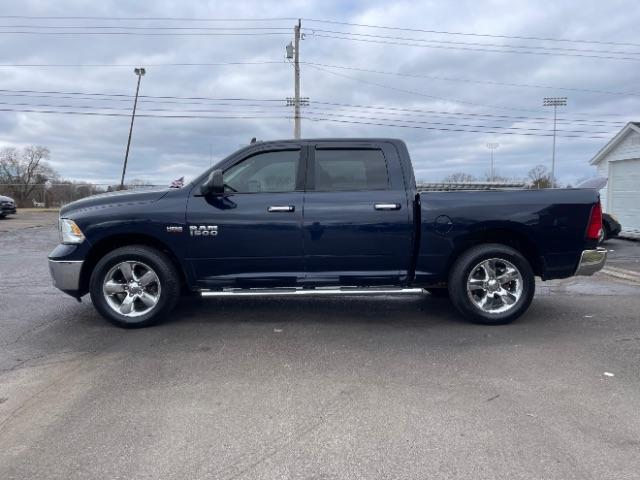 2015 Dark Blue RAM 1500 SLT Crew Cab SWB 4WD (3C6RR7LT8FG) with an 5.7L V8 OHV 16V engine, 8-Speed Automatic transmission, located at 1099 N County Rd 25A , Troy, OH, 45373, (937) 908-9800, 40.057079, -84.212883 - Photo #4