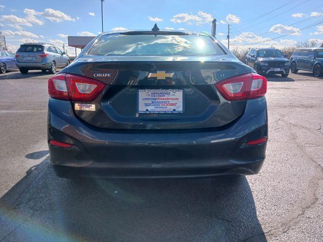 2017 Pepperdust Metallic Chevrolet Cruze LT Auto (3G1BE5SM0HS) with an 1.4L L4 DOHC 16V TURBO engine, 6-Speed Automatic transmission, located at 1230 East Main St, Xenia, OH, 45385, (937) 908-9800, 39.688026, -83.910172 - Photo #10