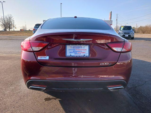 2015 Velvet Red Pearlcoat Chrysler 200 S (1C3CCCBG8FN) with an 3.6L V6 DOHC 24V FFV engine, 9-Speed Automatic transmission, located at 1951 S Dayton Lakeview Rd., New Carlisle, OH, 45344, (937) 908-9800, 39.890999, -84.050255 - Photo #10