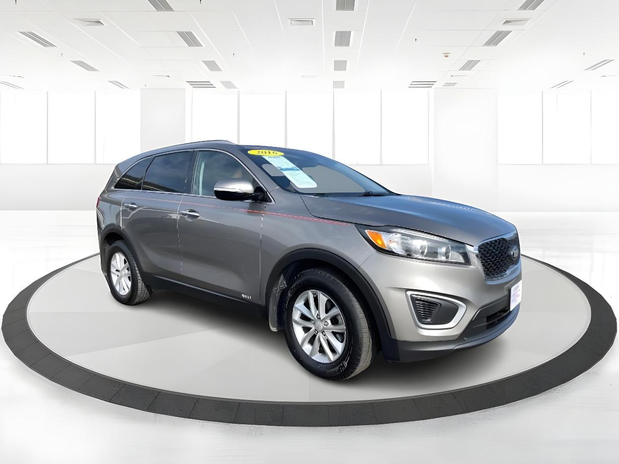 2016 Platinum Graphite Kia Sorento LX AWD (5XYPGDA34GG) with an 2.4L L4 DOHC 16V engine, 6-Speed Automatic transmission, located at 1099 N County Rd 25A , Troy, OH, 45373, (937) 908-9800, 40.057079, -84.212883 - Photo #1