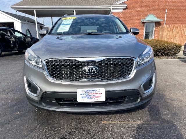 2016 Platinum Graphite Kia Sorento LX AWD (5XYPGDA34GG) with an 2.4L L4 DOHC 16V engine, 6-Speed Automatic transmission, located at 1099 N County Rd 25A, Troy, OH, 45373, (937) 908-9800, 40.057079, -84.212883 - Photo #6