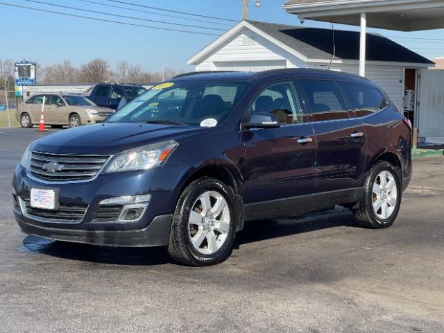 2017 Blue Velvet Metallic Chevrolet Traverse 1LT FWD (1GNKRGKD9HJ) with an 3.6L V6 DOHC 24V engine, 6-Speed Automatic transmission, located at 1230 East Main St, Xenia, OH, 45385, (937) 908-9800, 39.688026, -83.910172 - Photo #2