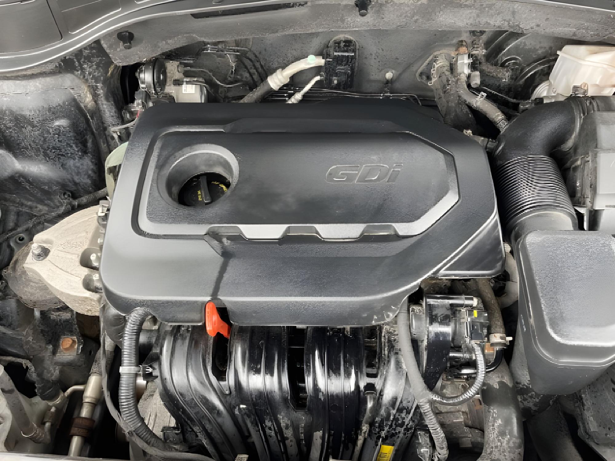 2017 Twilight Black Hyundai Santa Fe Sport 2.4 FWD (5NMZU3LB1HH) with an 2.4L L4 DOHC 16V engine, 6-Speed Automatic transmission, located at 1184 Kauffman Ave, Fairborn, OH, 45324, (937) 908-9800, 39.807072, -84.030914 - Photo #23