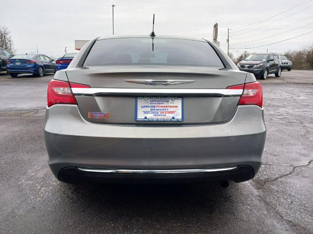 2013 Tungsten Metallic Chrysler 200 Touring (1C3CCBBB1DN) with an 2.4L L4 DOHC 16V engine, 6-Speed Automatic transmission, located at 4508 South Dixie Dr, Moraine, OH, 45439, (937) 908-9800, 39.689976, -84.218452 - Photo #10