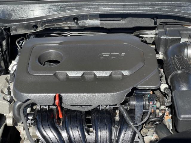 2019 Ebony Black Kia Optima LX (5XXGT4L35KG) with an 2.4L L4 DOHC 16V engine, 6-Speed Automatic transmission, located at 401 Woodman Dr, Riverside, OH, 45431, (937) 908-9800, 39.760899, -84.123421 - Photo #24