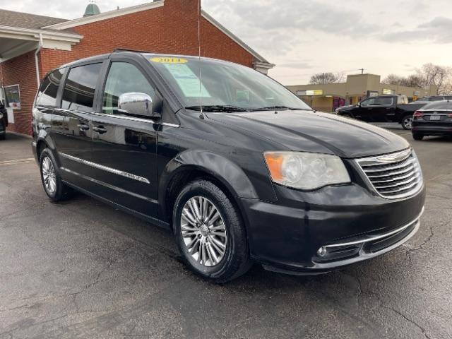 2014 Brilliant Black Crystal P Chrysler Town and Country Touring-L (2C4RC1CG7ER) with an 3.6L V6 DOHC 24V engine, 6-Speed Automatic transmission, located at 1184 Kauffman Ave, Fairborn, OH, 45324, (937) 908-9800, 39.807072, -84.030914 - Photo #0