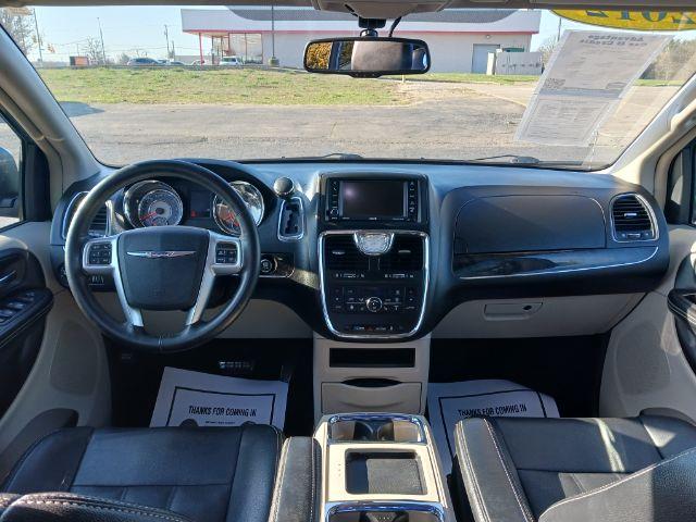 2012 True Blue Pearl Chrysler Town and Country Touring-L (2C4RC1CG5CR) with an 3.6L V6 DOHC 24V engine, 6-Speed Automatic transmission, located at 1099 N County Rd 25A, Troy, OH, 45373, (937) 908-9800, 40.057079, -84.212883 - Photo #14