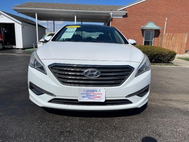 2015 Quartz White Pearl Hyundai Sonata Sport (5NPE34AF1FH) with an 2.4L L4 DOHC 16V engine, 6-Speed Automatic transmission, located at 1184 Kauffman Ave, Fairborn, OH, 45324, (937) 908-9800, 39.807072, -84.030914 - Photo #8