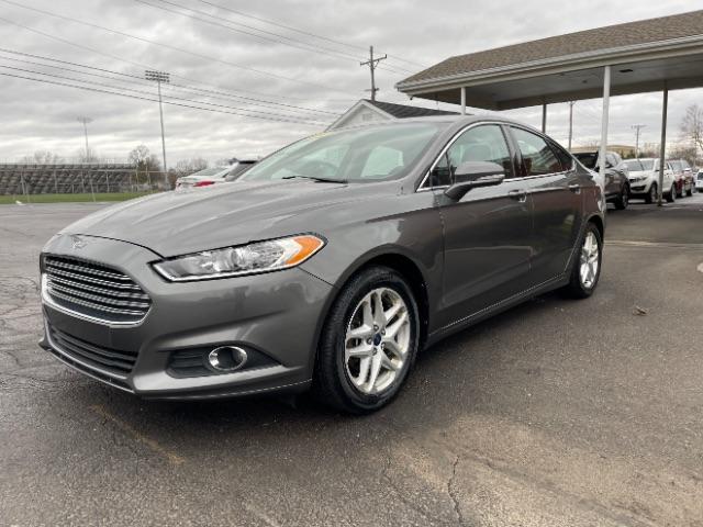 2014 Sterling Gray Ford Fusion SE (3FA6P0HD5ER) with an 1.5L L4 DOHC 16V engine, located at 1099 N County Rd 25A , Troy, OH, 45373, (937) 908-9800, 40.057079, -84.212883 - Photo #2