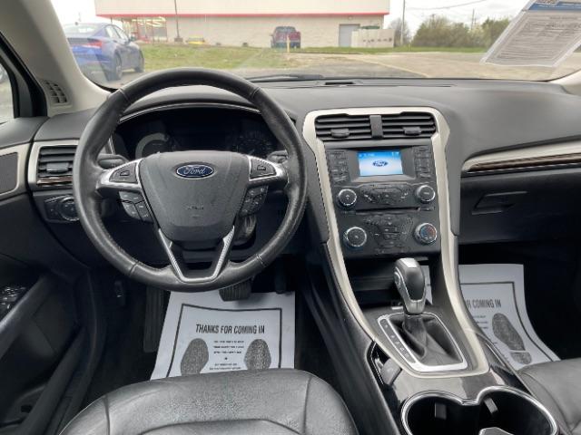 2014 Sterling Gray Ford Fusion SE (3FA6P0HD5ER) with an 1.5L L4 DOHC 16V engine, located at 1099 N County Rd 25A , Troy, OH, 45373, (937) 908-9800, 40.057079, -84.212883 - Photo #14