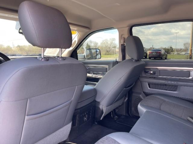 2016 Bright Silver Metallic Clear Coat RAM 1500 SLT Crew Cab SWB 4WD (3C6RR7LT6GG) with an 5.7L V8 OHV 16V engine, 8-Speed Automatic transmission, located at 401 Woodman Dr, Riverside, OH, 45431, (937) 908-9800, 39.760899, -84.123421 - Photo #20
