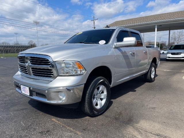 2016 Bright Silver Metallic Clear Coat RAM 1500 SLT Crew Cab SWB 4WD (3C6RR7LT6GG) with an 5.7L V8 OHV 16V engine, 8-Speed Automatic transmission, located at 401 Woodman Dr, Riverside, OH, 45431, (937) 908-9800, 39.760899, -84.123421 - Photo #2