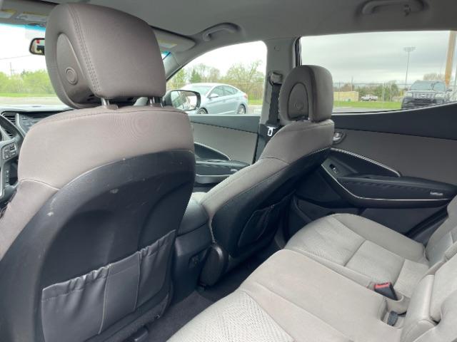 2014 Mineral Gray Hyundai Santa Fe Sport 2.4 FWD (5XYZU3LB3EG) with an 2.4L L4 DOHC 16V engine, 6-Speed Automatic transmission, located at 1184 Kauffman Ave, Fairborn, OH, 45324, (937) 908-9800, 39.807072, -84.030914 - Photo #18