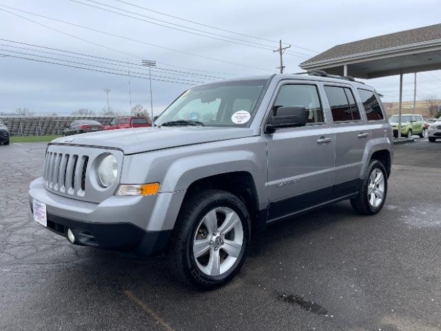 2014 Bright Silver Metallic CC Jeep Patriot Latitude 4WD (1C4NJRFB2ED) with an 2.4L L4 DOHC 16V engine, located at 1184 Kauffman Ave, Fairborn, OH, 45324, (937) 908-9800, 39.807072, -84.030914 - Photo #2