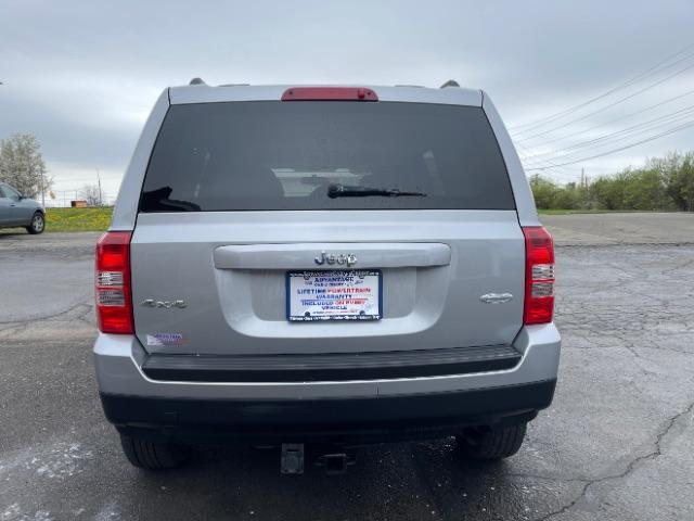 2014 Bright Silver Metallic CC Jeep Patriot Latitude 4WD (1C4NJRFB2ED) with an 2.4L L4 DOHC 16V engine, located at 1184 Kauffman Ave, Fairborn, OH, 45324, (937) 908-9800, 39.807072, -84.030914 - Photo #10