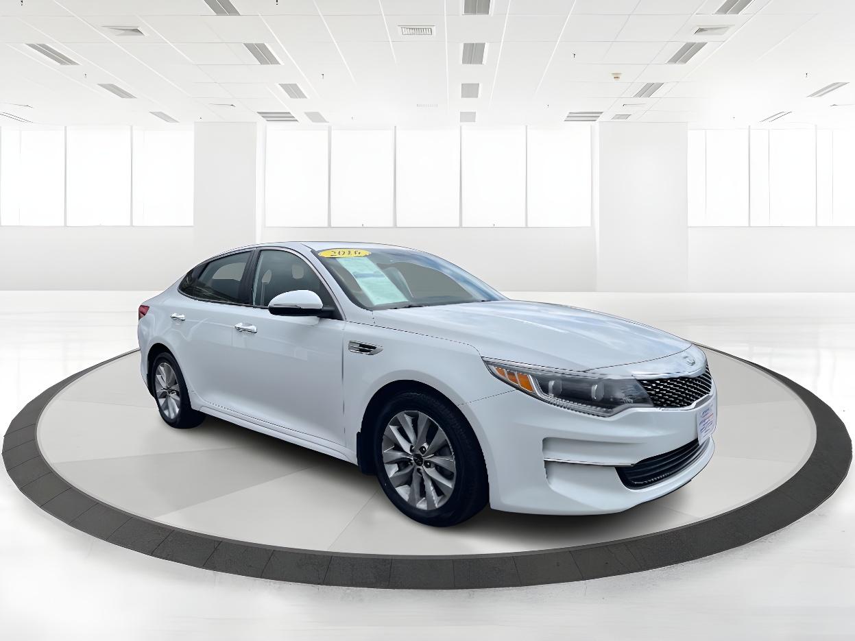 2016 Snow White Pearl Kia Optima EX (5XXGU4L38GG) with an 2.4L L4 DOHC 16V engine, 6-Speed Automatic transmission, located at 1184 Kauffman Ave, Fairborn, OH, 45324, (937) 908-9800, 39.807072, -84.030914 - Photo #1