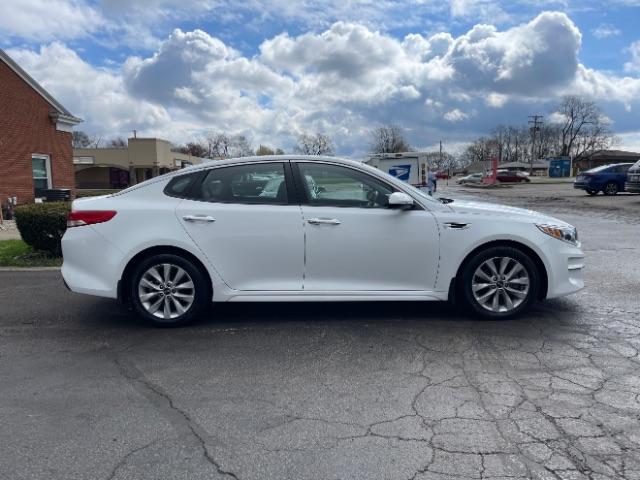2016 Snow White Pearl Kia Optima EX (5XXGU4L38GG) with an 2.4L L4 DOHC 16V engine, 6-Speed Automatic transmission, located at 1184 Kauffman Ave, Fairborn, OH, 45324, (937) 908-9800, 39.807072, -84.030914 - Photo #6