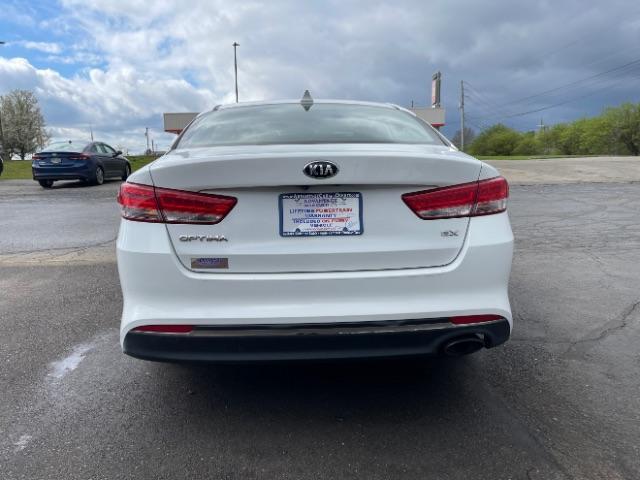 2016 Snow White Pearl Kia Optima EX (5XXGU4L38GG) with an 2.4L L4 DOHC 16V engine, 6-Speed Automatic transmission, located at 1184 Kauffman Ave, Fairborn, OH, 45324, (937) 908-9800, 39.807072, -84.030914 - Photo #10