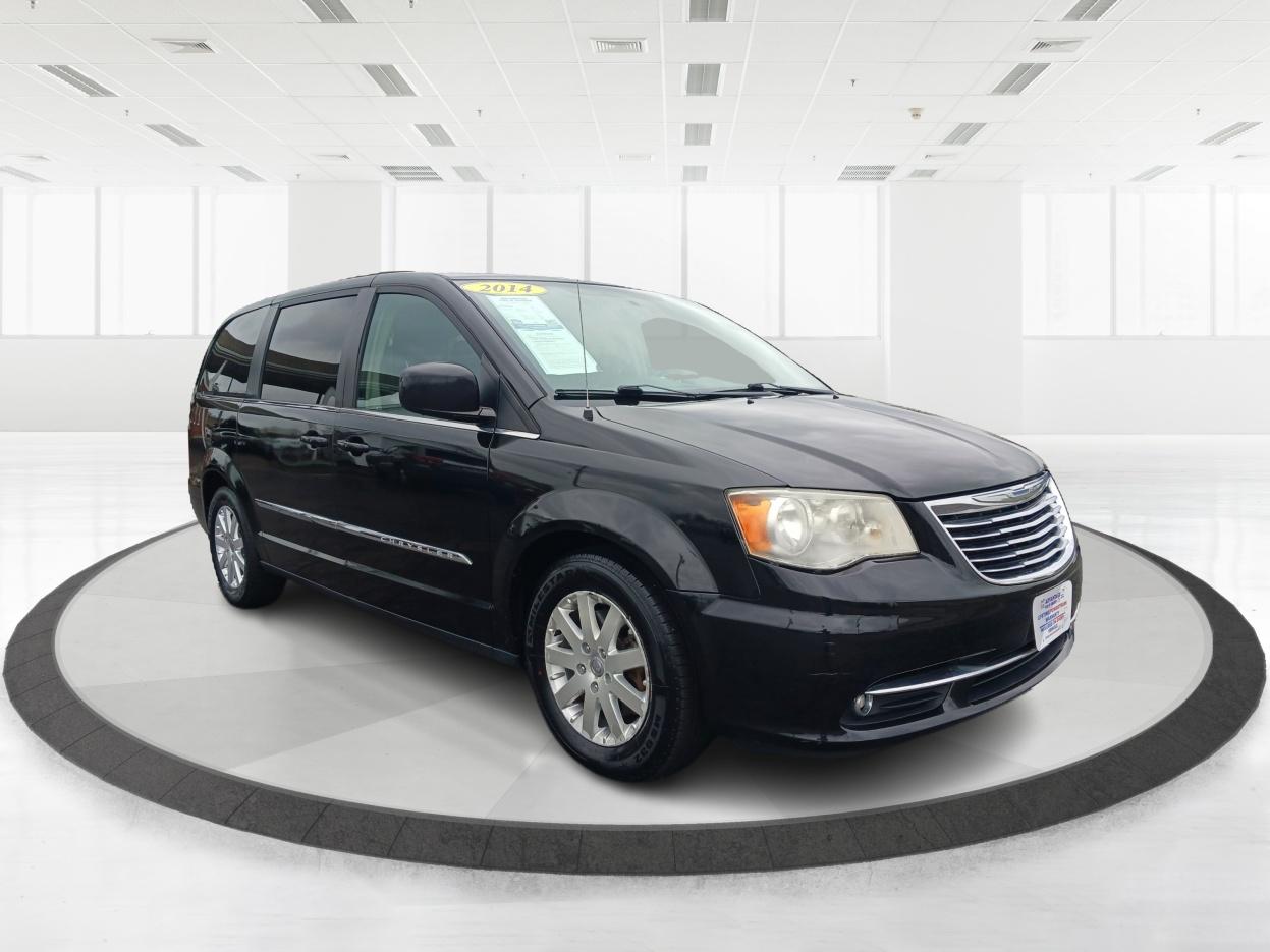 2014 Brilliant Black Crystal P Chrysler Town and Country Touring (2C4RC1BG2ER) with an 3.6L V6 DOHC 24V engine, 6-Speed Automatic transmission, located at 880 E. National Road, Vandalia, OH, 45377, (937) 908-9800, 39.891918, -84.183594 - Photo #0