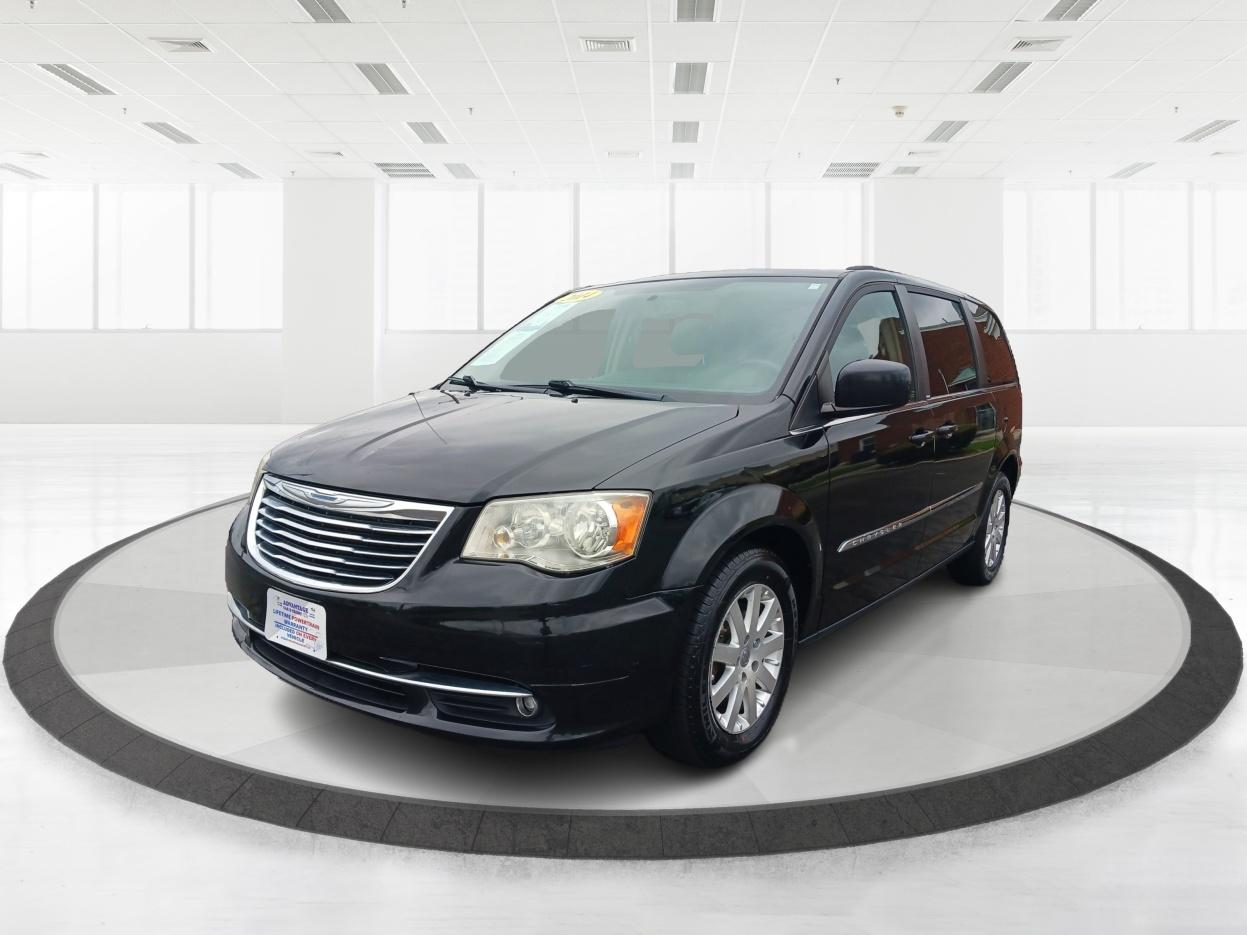 2014 Brilliant Black Crystal P Chrysler Town and Country Touring (2C4RC1BG2ER) with an 3.6L V6 DOHC 24V engine, 6-Speed Automatic transmission, located at 880 E. National Road, Vandalia, OH, 45377, (937) 908-9800, 39.891918, -84.183594 - Photo #7