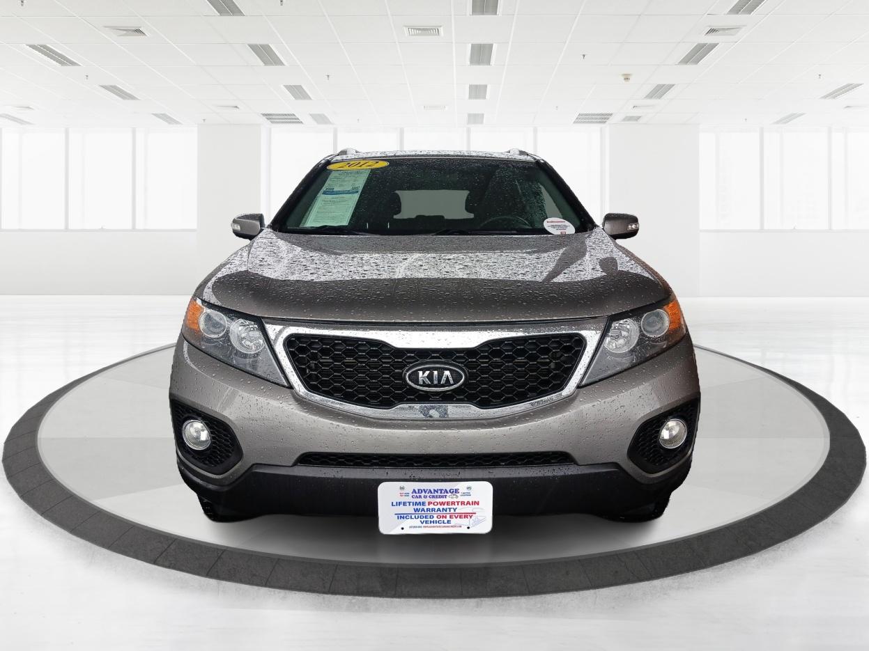 2012 Titanium Silver Kia Sorento LX 4WD (5XYKTCA63CG) with an 2.4L L4 DOHC 16V engine, 6-Speed Automatic transmission, located at 4508 South Dixie Dr, Moraine, OH, 45439, (937) 908-9800, 39.689976, -84.218452 - Photo #6