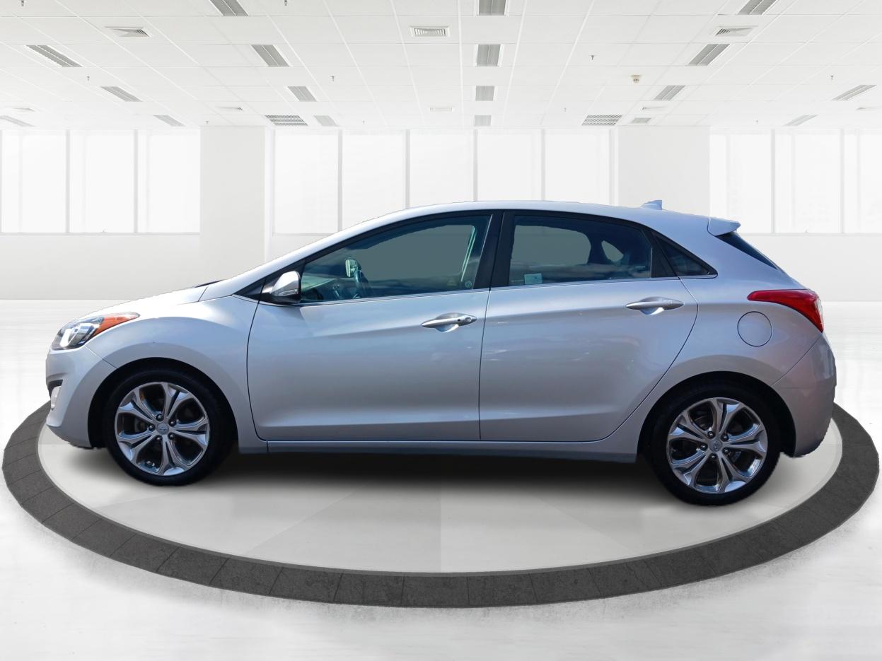 2014 Shimmering Silver Hyundai Elantra GT A/T (KMHD35LH0EU) with an 2.0L L4 16V DOHC engine, 6-Speed Automatic transmission, located at 4508 South Dixie Dr, Moraine, OH, 45439, (937) 908-9800, 39.689976, -84.218452 - Photo #5