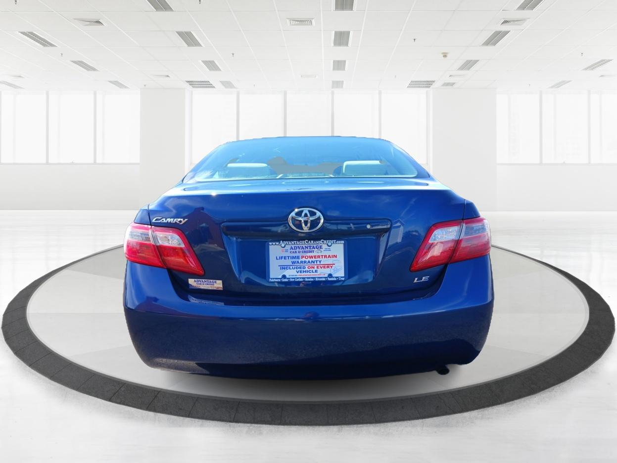 2009 Blue Ribbon Metallic Toyota Camry LE 5-Spd AT (4T4BE46K49R) with an 2.4L L4 DOHC 16V engine, 5-Speed Automatic transmission, located at 1230 East Main St, Xenia, OH, 45385, (937) 908-9800, 39.688026, -83.910172 - Photo #3