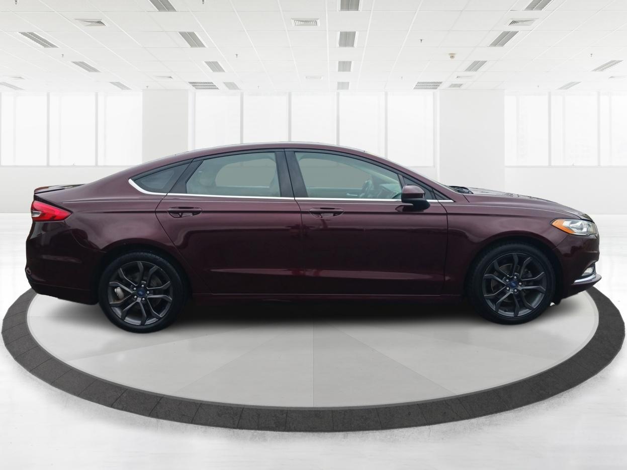 2018 Burgundy Velvet Metallic Tinted Clearcoat Ford Fusion SE (3FA6P0HD1JR) with an 1.5L L4 DOHC 16V engine, 6-Speed Automatic transmission, located at 1099 N County Rd 25A , Troy, OH, 45373, (937) 908-9800, 40.057079, -84.212883 - Photo #1