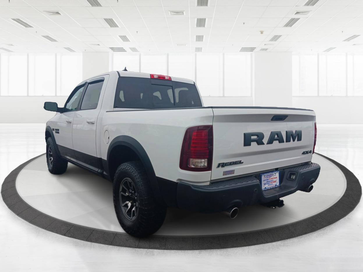 2015 White RAM 1500 Rebel Crew Cab SWB 4WD (1C6RR7YT7FS) with an 5.7L V8 OHV 16V engine, 8-Speed Automatic transmission, located at 1230 East Main St, Xenia, OH, 45385, (937) 908-9800, 39.688026, -83.910172 - Photo #4
