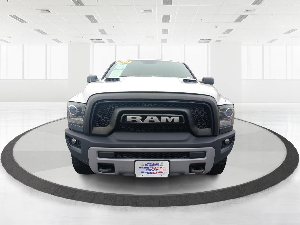 2015 White RAM 1500 Rebel Crew Cab SWB 4WD (1C6RR7YT7FS) with an 5.7L V8 OHV 16V engine, 8-Speed Automatic transmission, located at 1230 East Main St, Xenia, OH, 45385, (937) 908-9800, 39.688026, -83.910172 - Photo #6