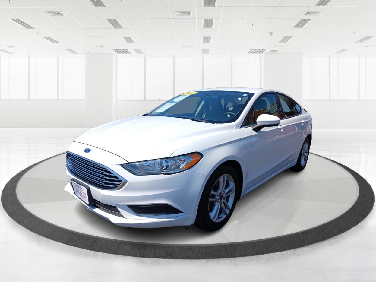 2018 White Platinum Metallic Tri-Coat Ford Fusion SE (3FA6P0HD3JR) with an 1.5L L4 DOHC 16V engine, 6-Speed Automatic transmission, located at 4508 South Dixie Dr, Moraine, OH, 45439, (937) 908-9800, 39.689976, -84.218452 - Photo #7