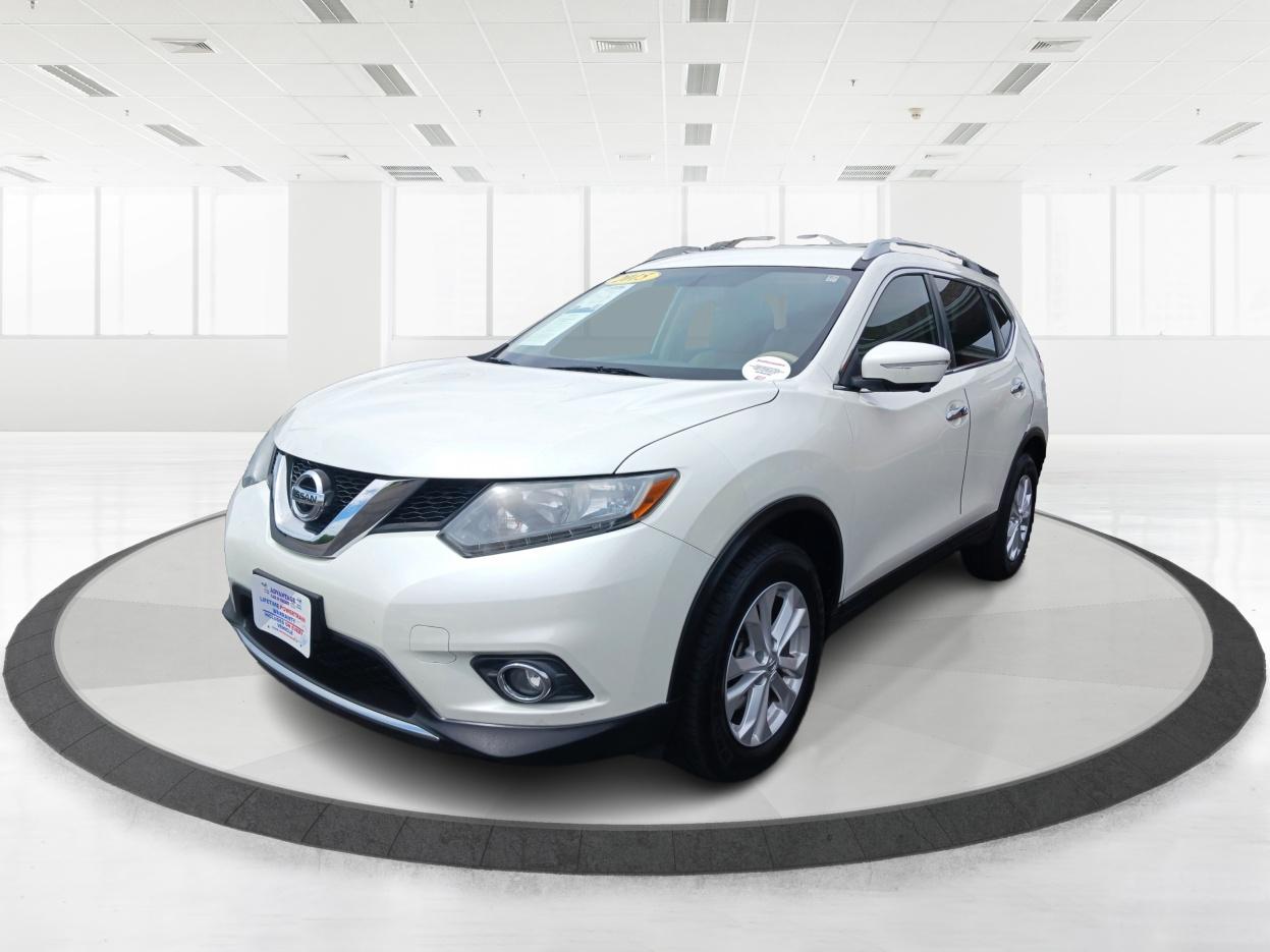 2015 Pearl White Nissan Rogue SV AWD (5N1AT2MK1FC) with an 2.5L L4 DOHC 16V engine, Continuously Variable Transmission transmission, located at 1099 N County Rd 25A , Troy, OH, 45373, (937) 908-9800, 40.057079, -84.212883 - Photo #7