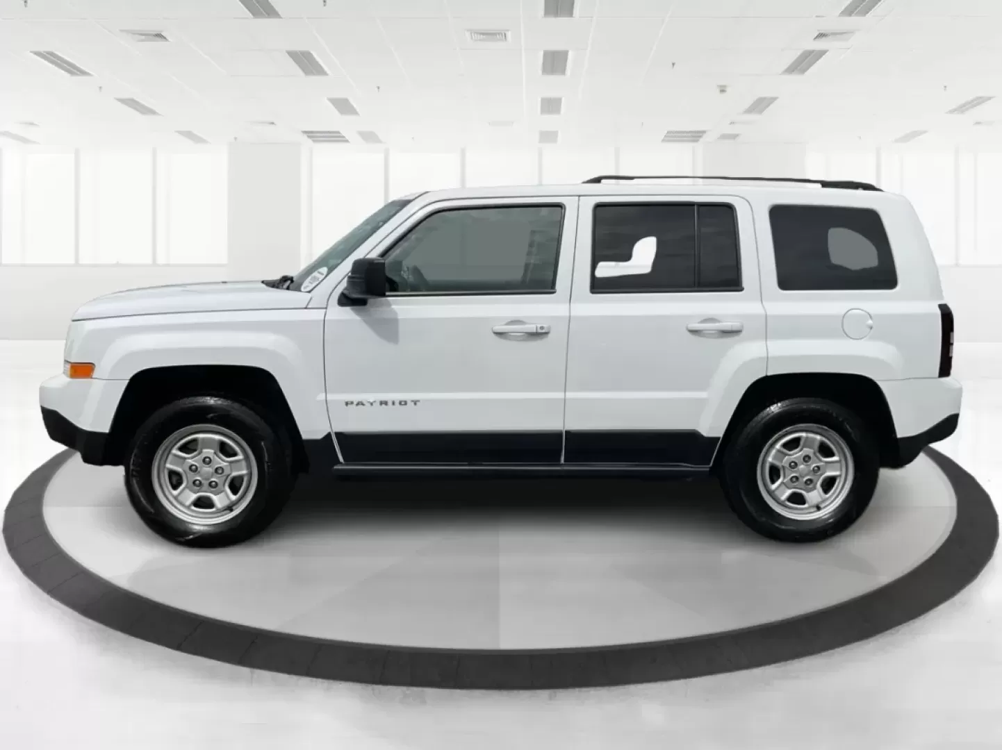 2017 Jeep Patriot Sport FWD (1C4NJPBA4HD) with an Other engine, located at 1099 N County Rd 25A, Troy, OH, 45373, (937) 908-9800, 40.057079, -84.212883 - Are you ready to elevate your adventures with a versatile SUV that suits both your daily commute and weekend getaways? Look no further than this stunning **2017 Jeep Patriot Sport FWD**, available at **Advantage Car and Credit**, your premier **Buy Here Pay Here dealership** located at **1184 Kauffm - Photo#5