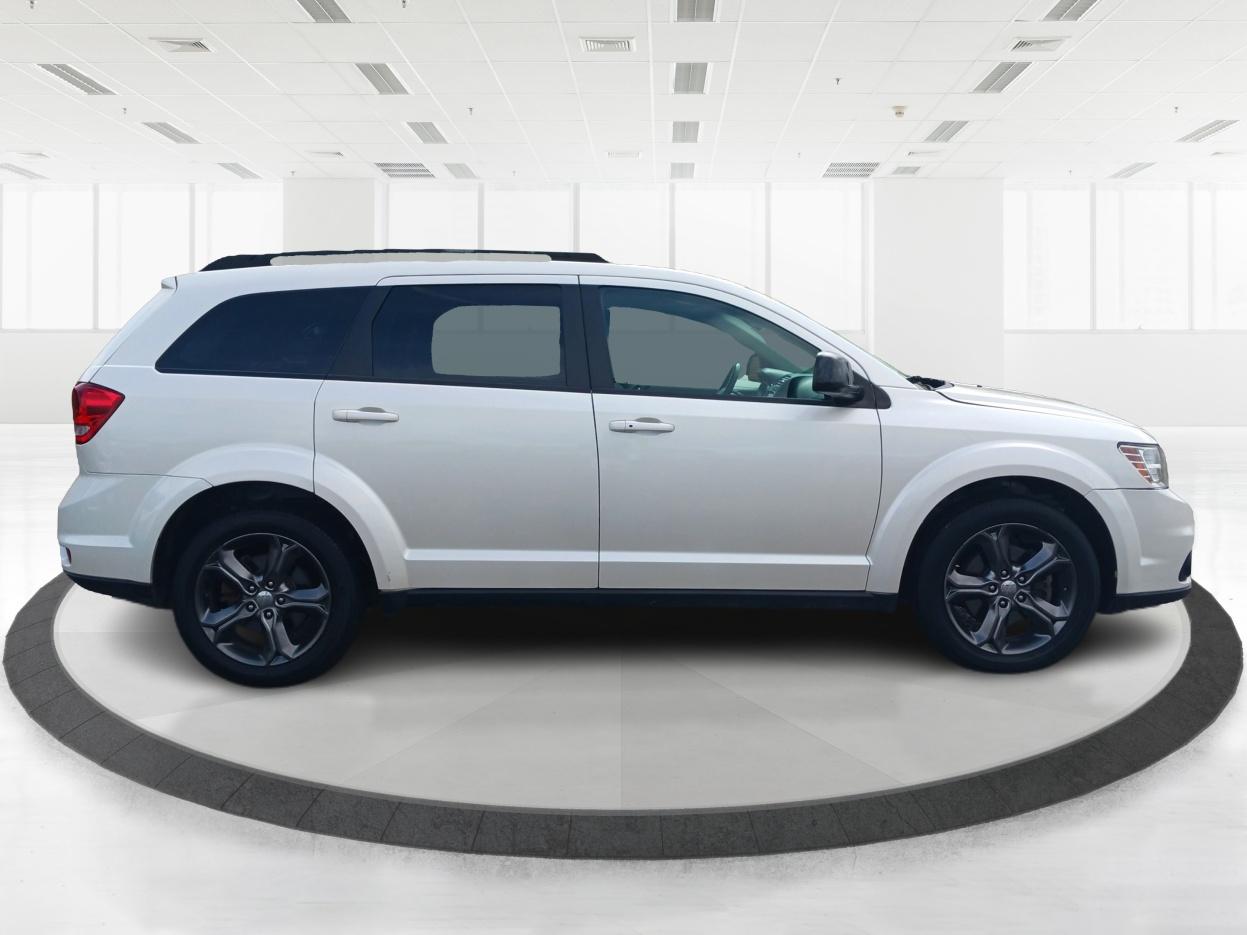 2018 Vice White Dodge Journey GT (3C4PDCEG1JT) with an 3.6L V6 DOHC 24V engine, 6-Speed Automatic transmission, located at 1951 S Dayton Lakeview Rd., New Carlisle, OH, 45344, (937) 908-9800, 39.890999, -84.050255 - Photo #1