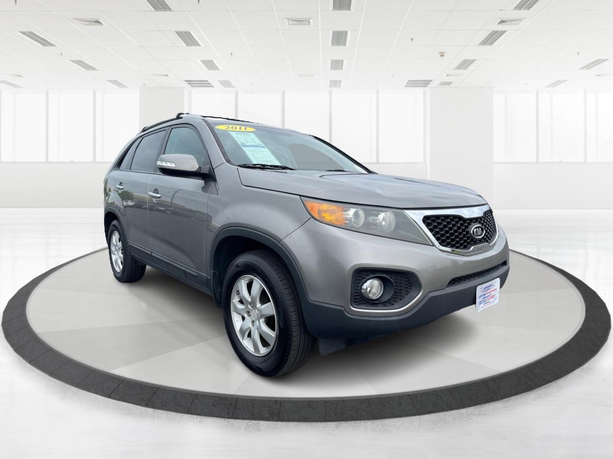 2011 Gray Kia Sorento LX 2WD (5XYKT4A15BG) with an 2.4L L4 DOHC 16V engine, 6-Speed Automatic transmission, located at 880 E. National Road, Vandalia, OH, 45377, (937) 908-9800, 39.891918, -84.183594 - Photo #0