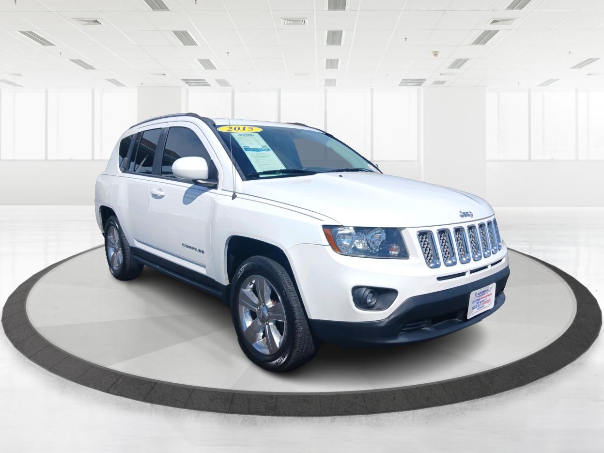 2015 Bright White Clear Coat Jeep Compass Latitude 4WD (1C4NJDEB5FD) with an 2.4L L4 DOHC 16V engine, 6-Speed Automatic transmission, located at 1230 East Main St, Xenia, OH, 45385, (937) 908-9800, 39.688026, -83.910172 - Photo #0