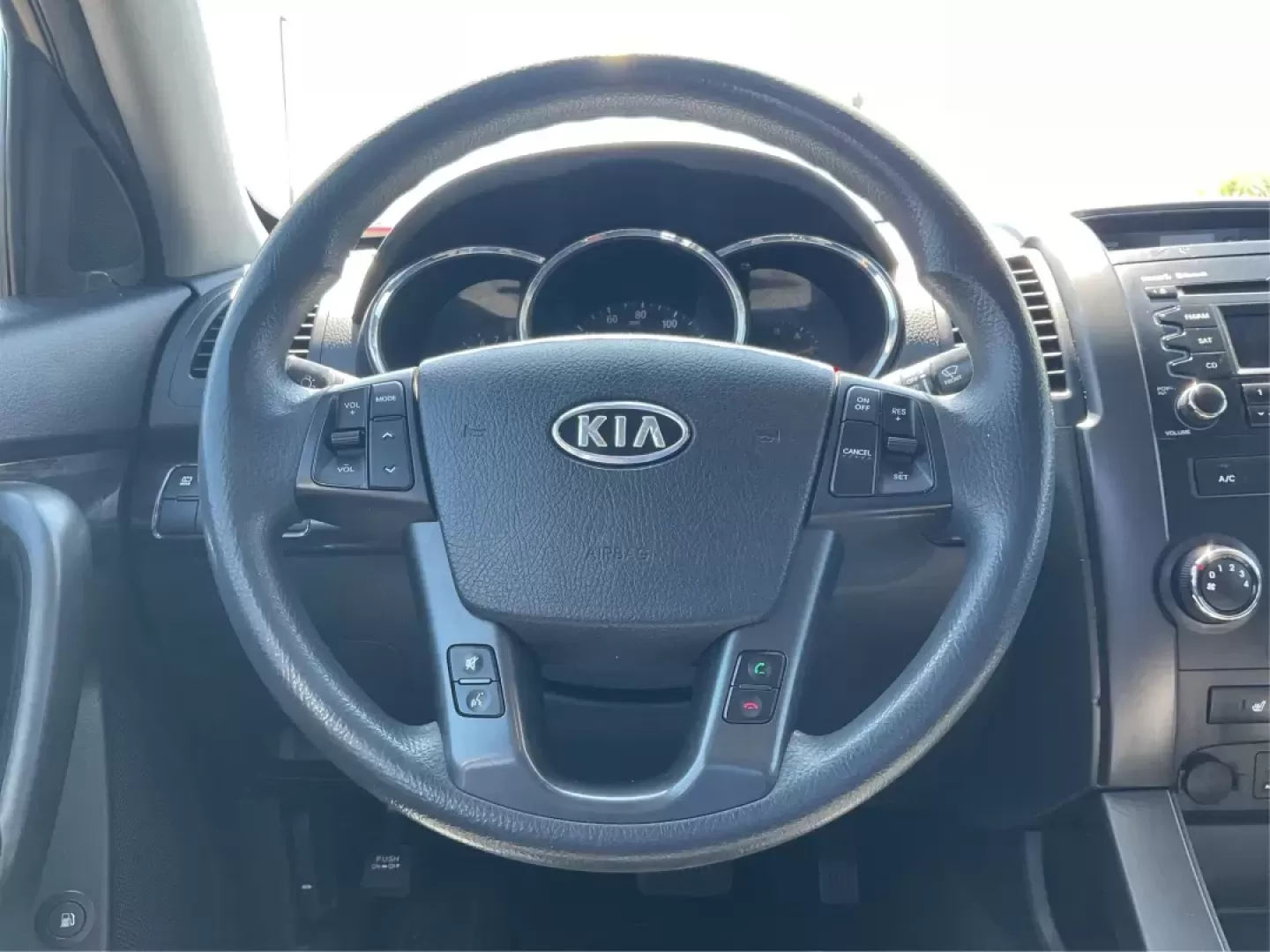 2011 Dark Cherry Kia Sorento LX 2WD (5XYKT3A14BG) with an 2.4L L4 DOHC 16V engine, 6-Speed Automatic transmission, located at 1230 East Main St, Xenia, OH, 45385, (937) 908-9800, 39.688026, -83.910172 - 2011 Kia Sorento LX 2WD - Photo#14