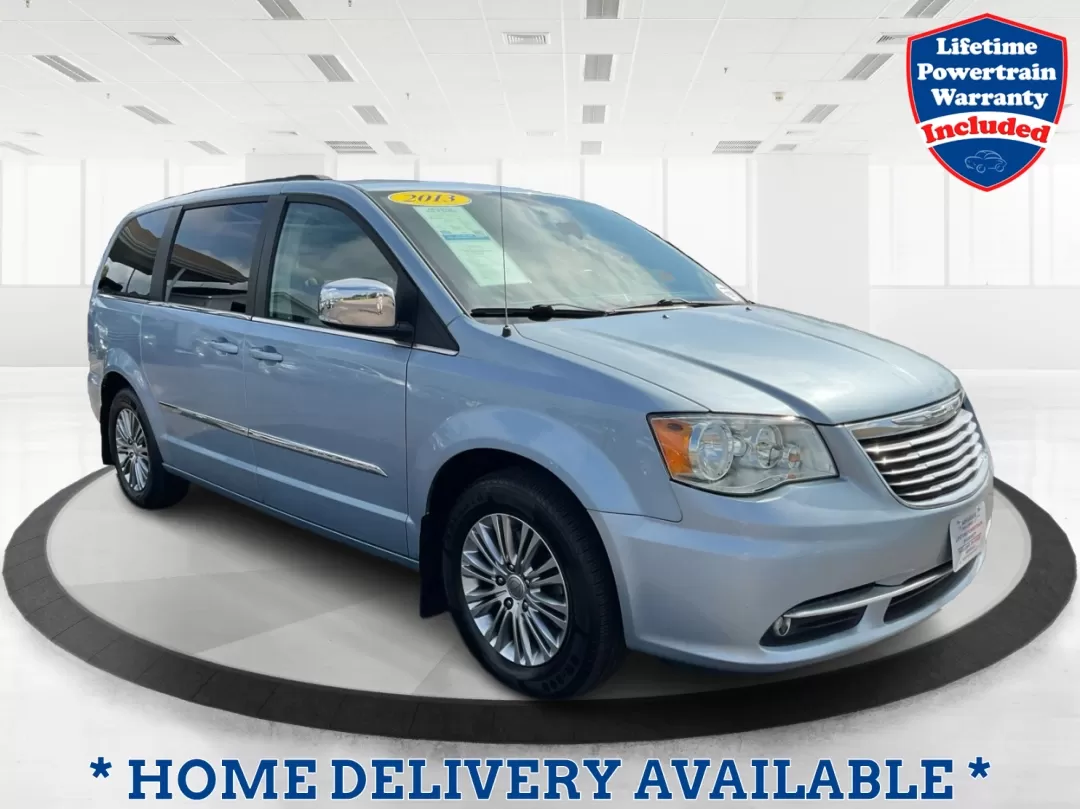 photo of 2013 Chrysler Town  and  Country Touring-L
