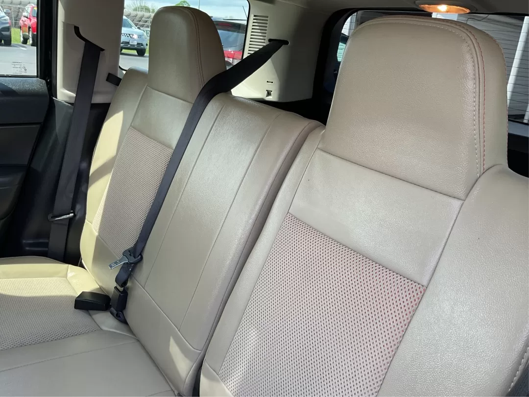 2013 Chrysler Town and Country Touring-L (2C4RC1CG5DR) with an Pentastar 3.6L V-6 DOHC engine, located at 1099 N County Rd 25A , Troy, OH, 45373, (937) 908-9800, 40.057041, -84.215462 - Photo#10