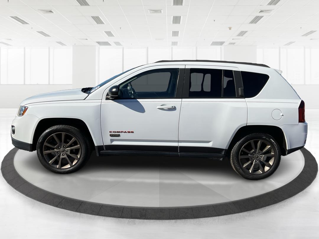 2017 White Knuckle Clear Coat Jeep Compass Sport FWD (1C4NJCBB4HD) with an 2.4L L4 DOHC 16V engine, located at 8750 N County Rd 25A, Piqua, OH, 45356, (937) 908-9800, 40.164391, -84.232513 - Photo#5