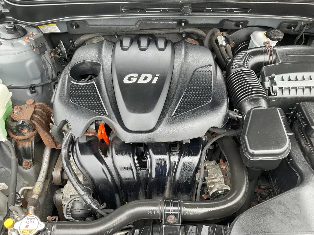 2013 Gray Hyundai Sonata GLS (5NPEB4AC5DH) with an 2.4L L4 DOHC 16V engine, 6-Speed Automatic transmission, located at 8750 N County Rd 25A, Piqua, OH, 45356, (937) 908-9800, 40.164391, -84.232513 - 2013 Hyundai Sonata GLS - Photo#10